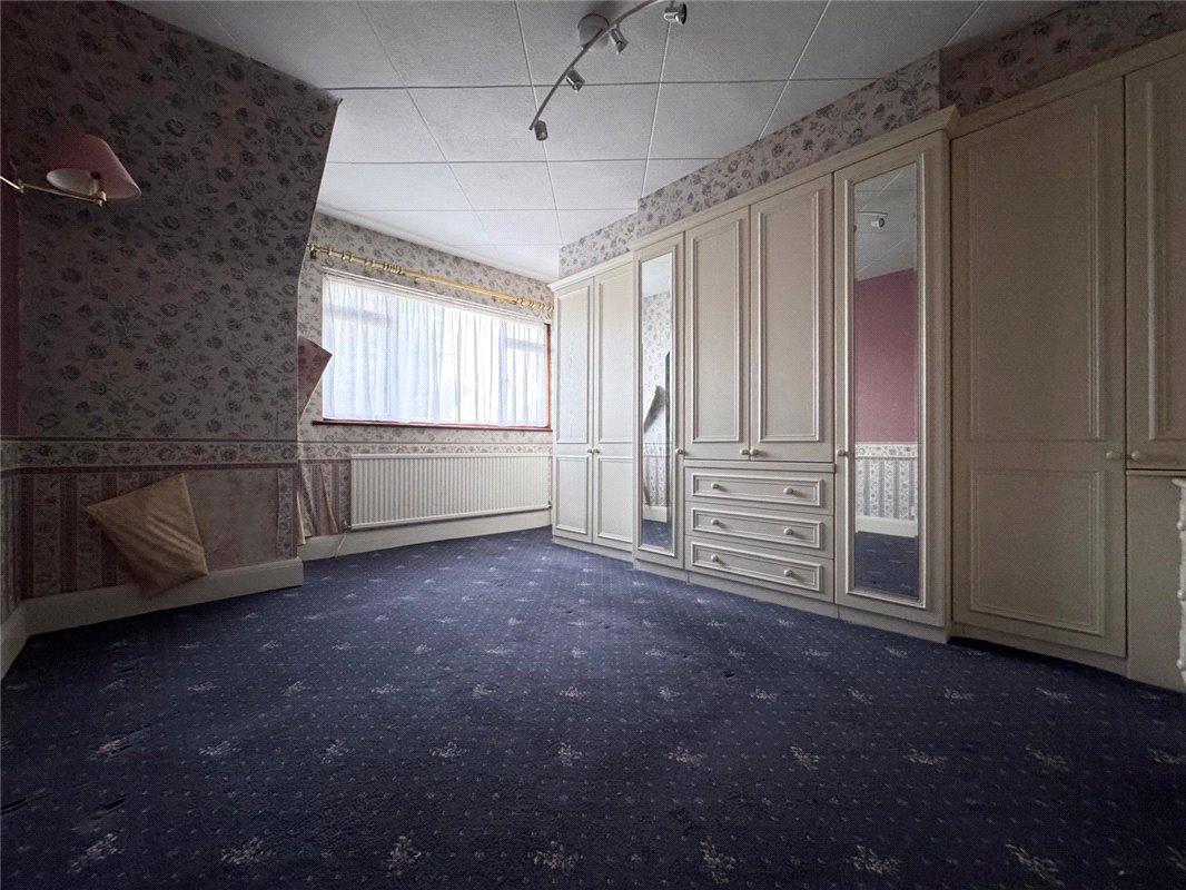 3 bedroom house for sale in Petts Wood | Robinson Jackson