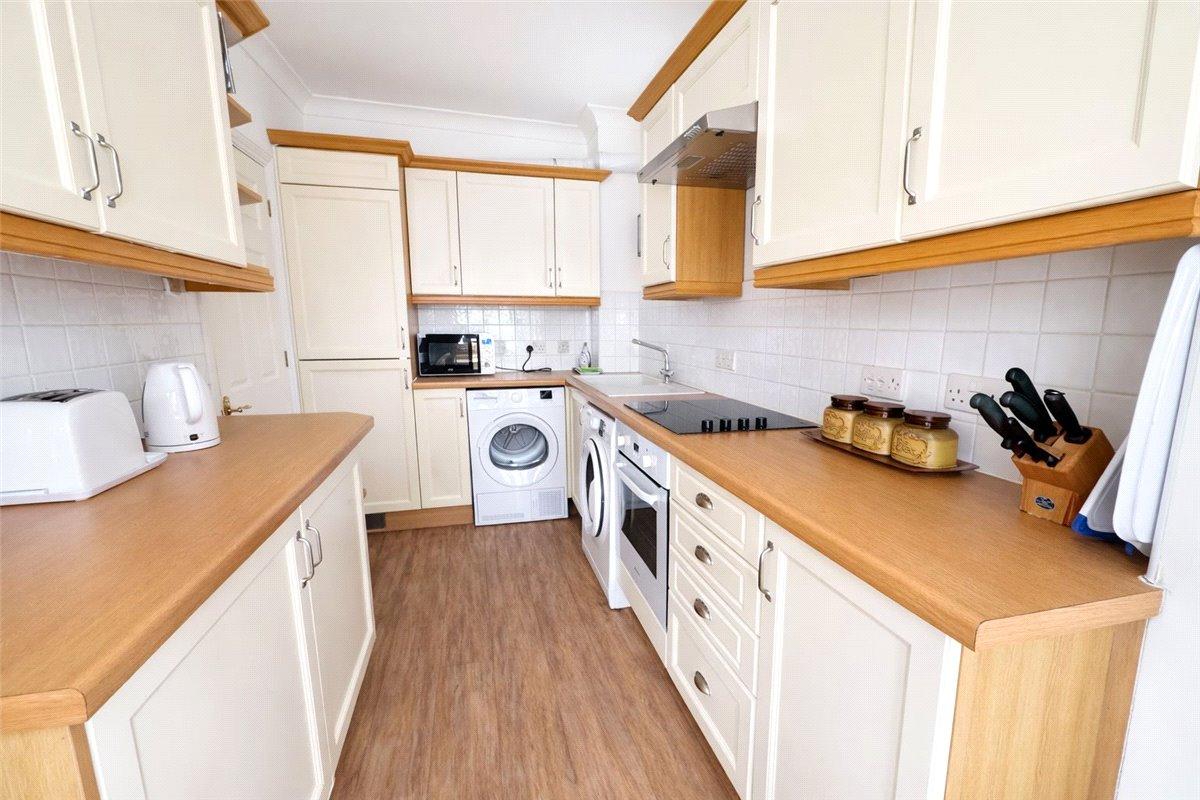 2 bedroom property for sale in South Orpington | Robinson Jackson