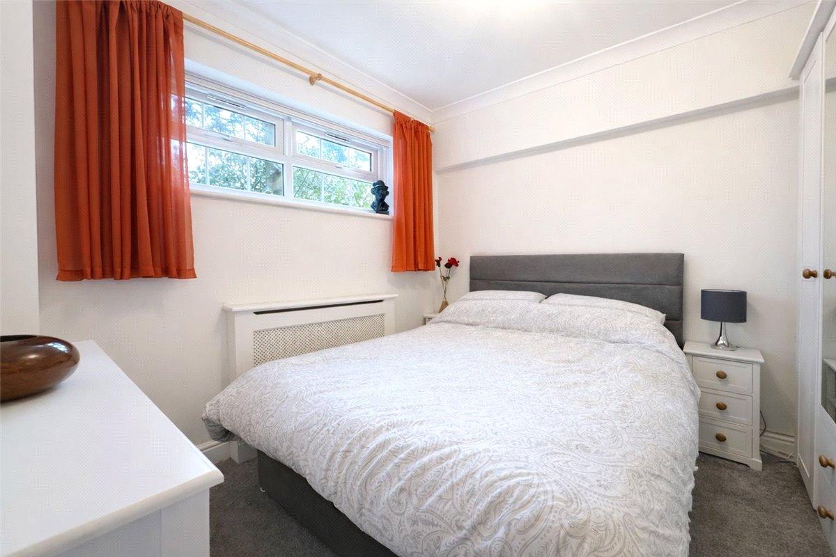2 bedroom property for sale in South Orpington | Robinson Jackson