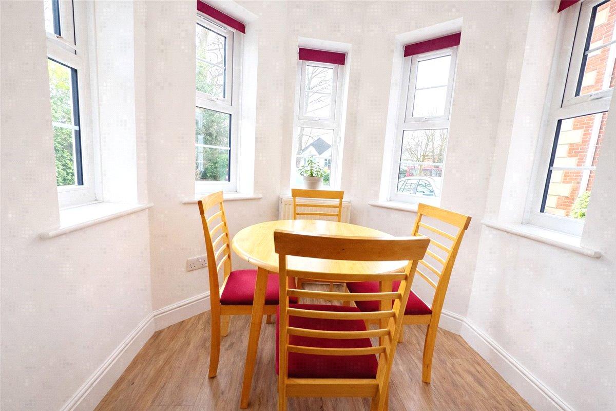 2 bedroom property for sale in South Orpington | Robinson Jackson