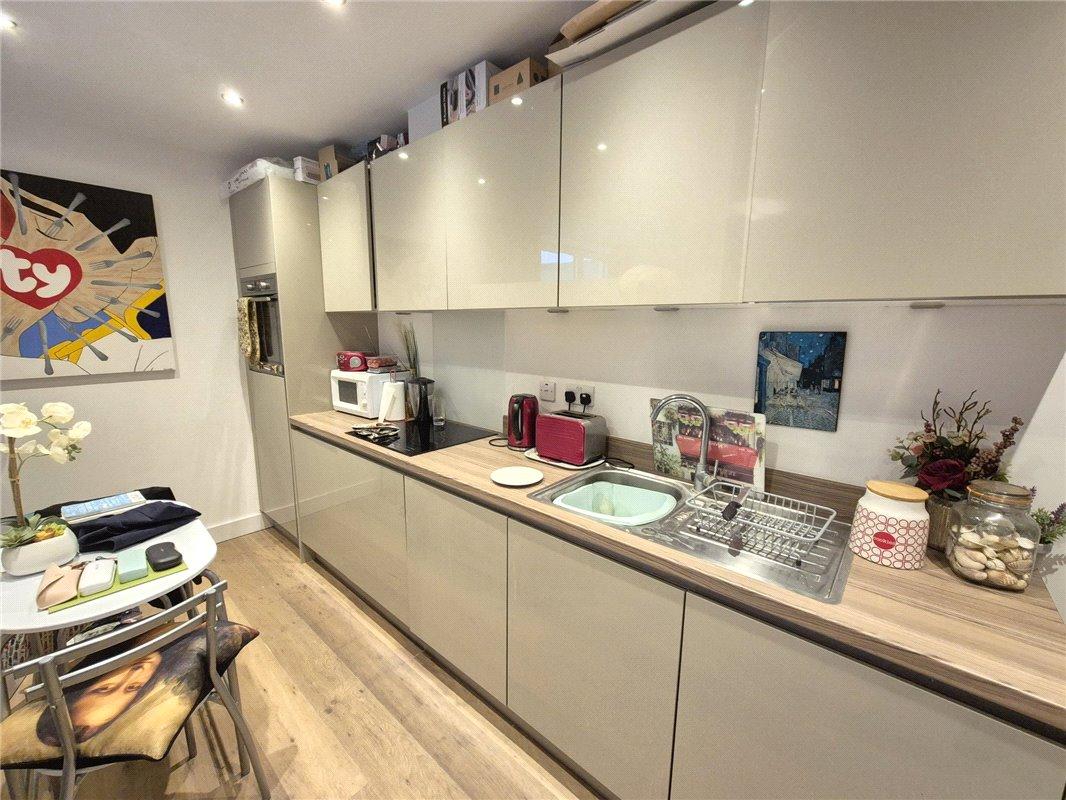1 bedroom property for sale in Orpington | Robinson Jackson