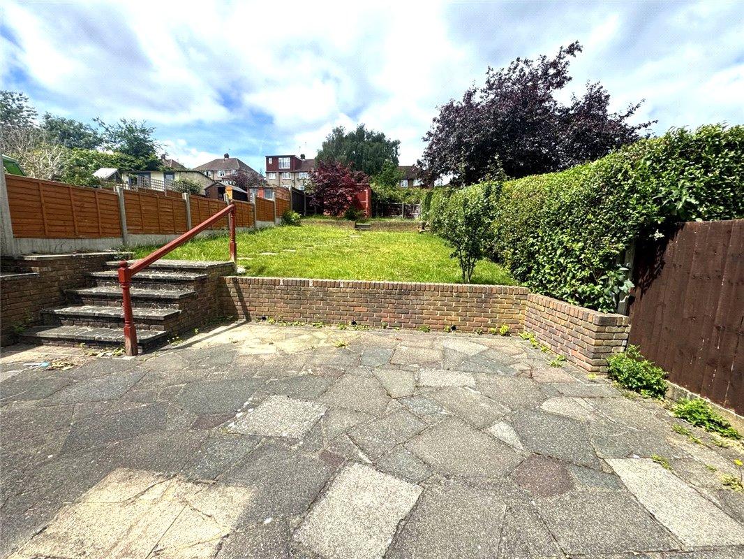 2 bedroom bungalow for sale in South Orpington | Robinson Jackson