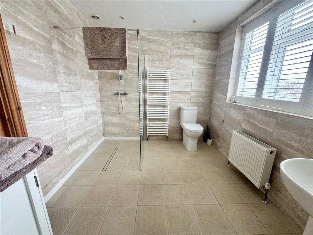 2 bedroom bungalow for sale in South Orpington | Robinson Jackson