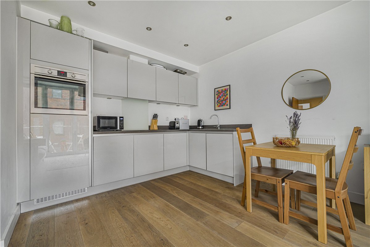 1 bedroom property for sale in Orpington | Robinson Jackson