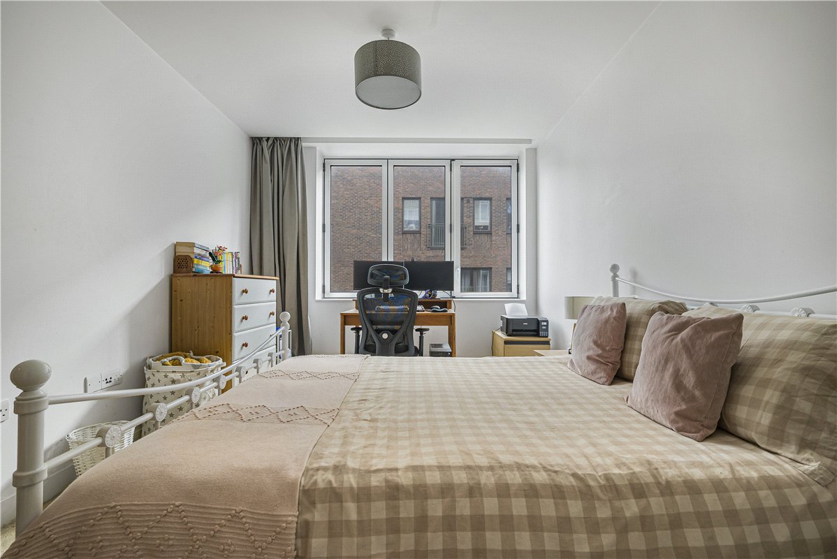 1 bedroom property for sale in Orpington | Robinson Jackson
