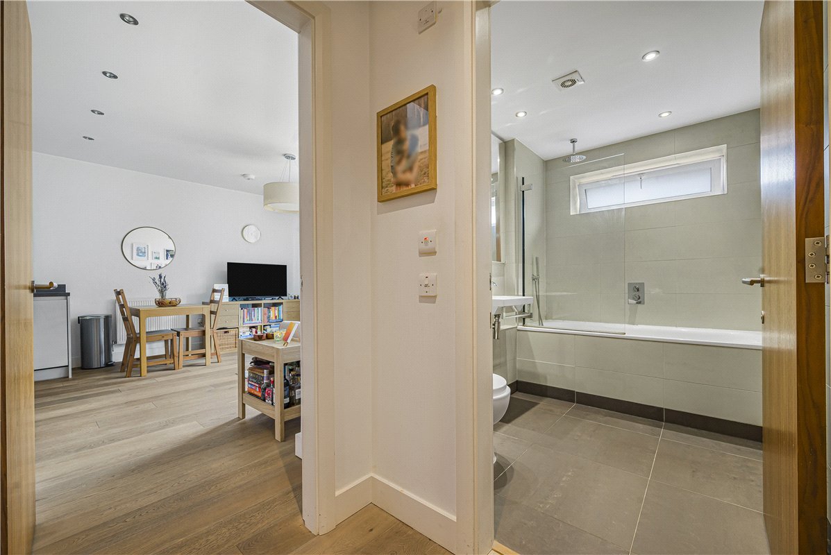 1 bedroom property for sale in Orpington | Robinson Jackson