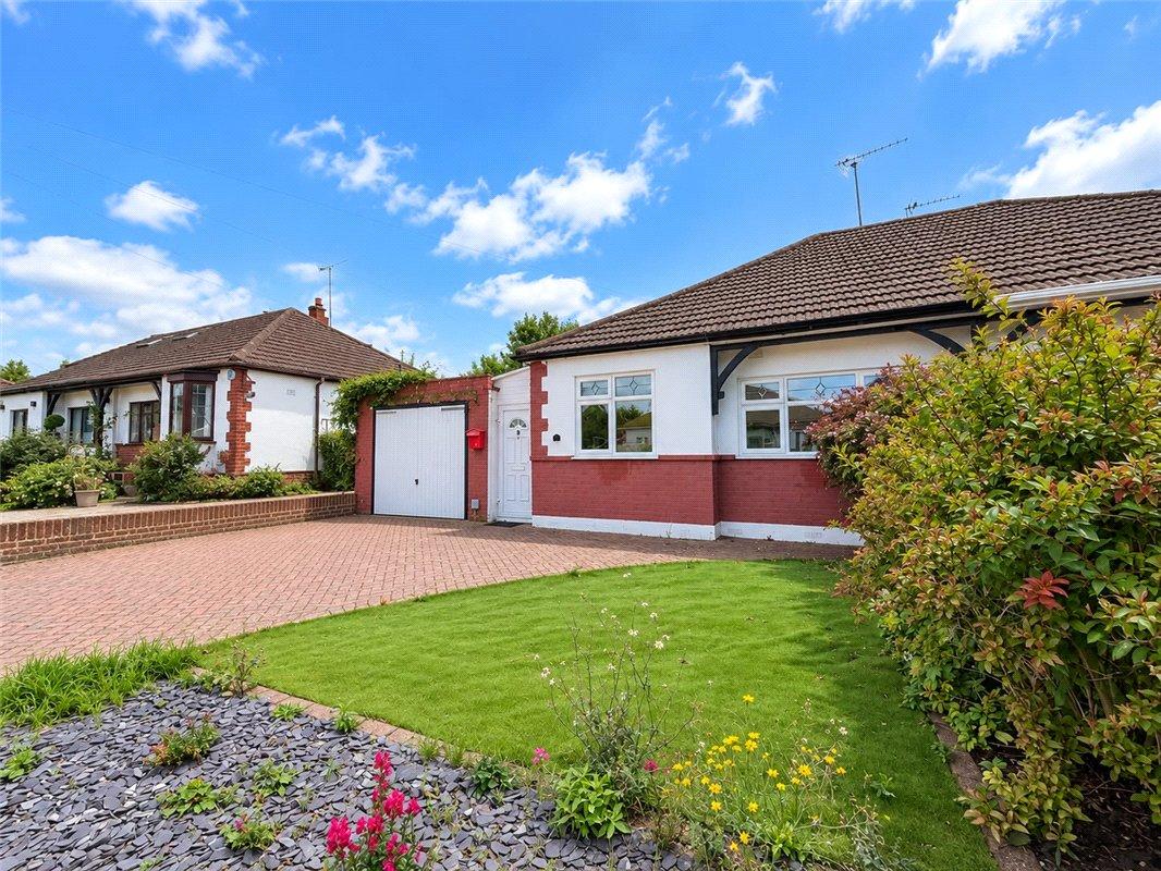 2 bedroom bungalow for sale in St Pauls Cray | Robinson Jackson