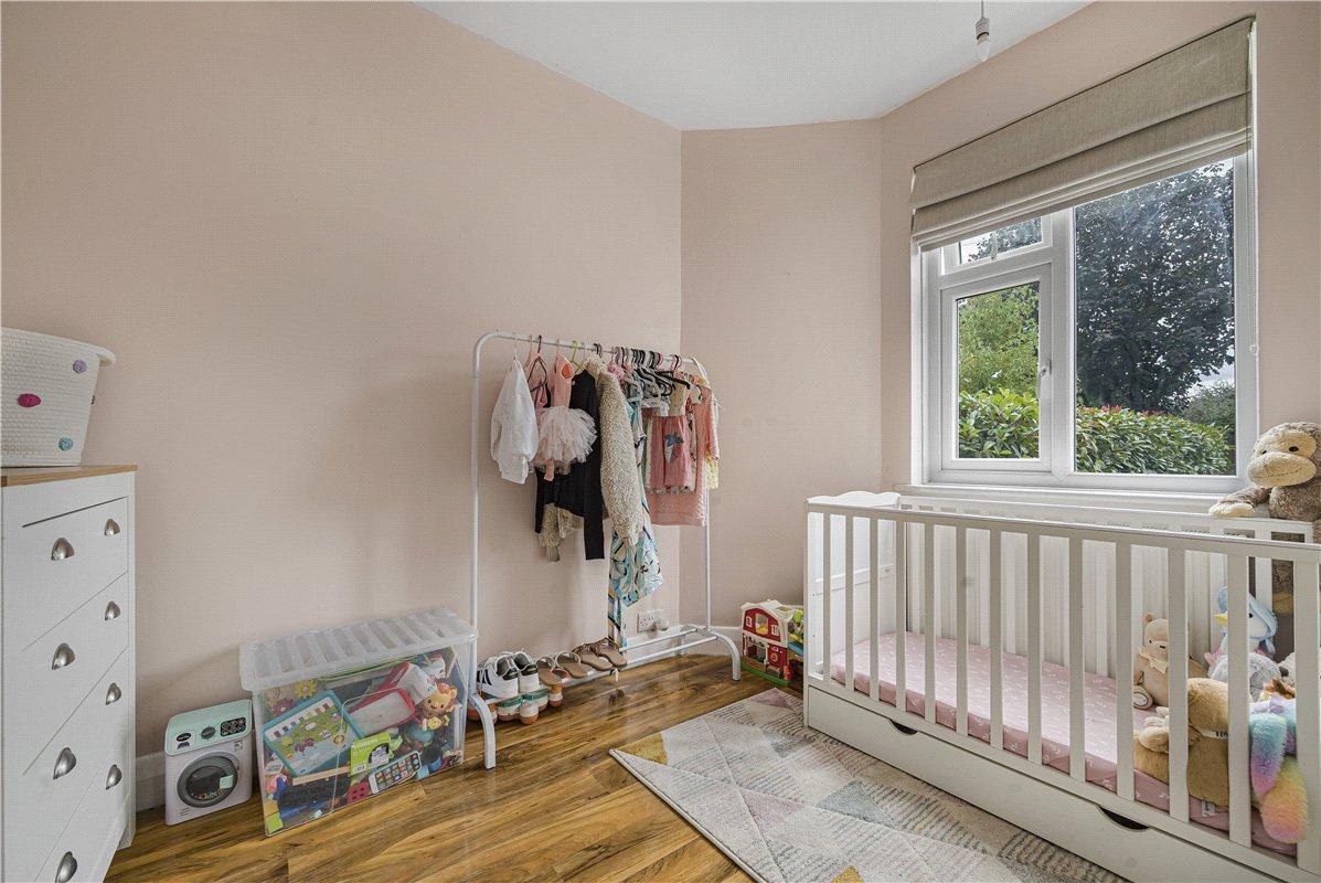 2 bedroom bungalow for sale in Orpington | Robinson Jackson