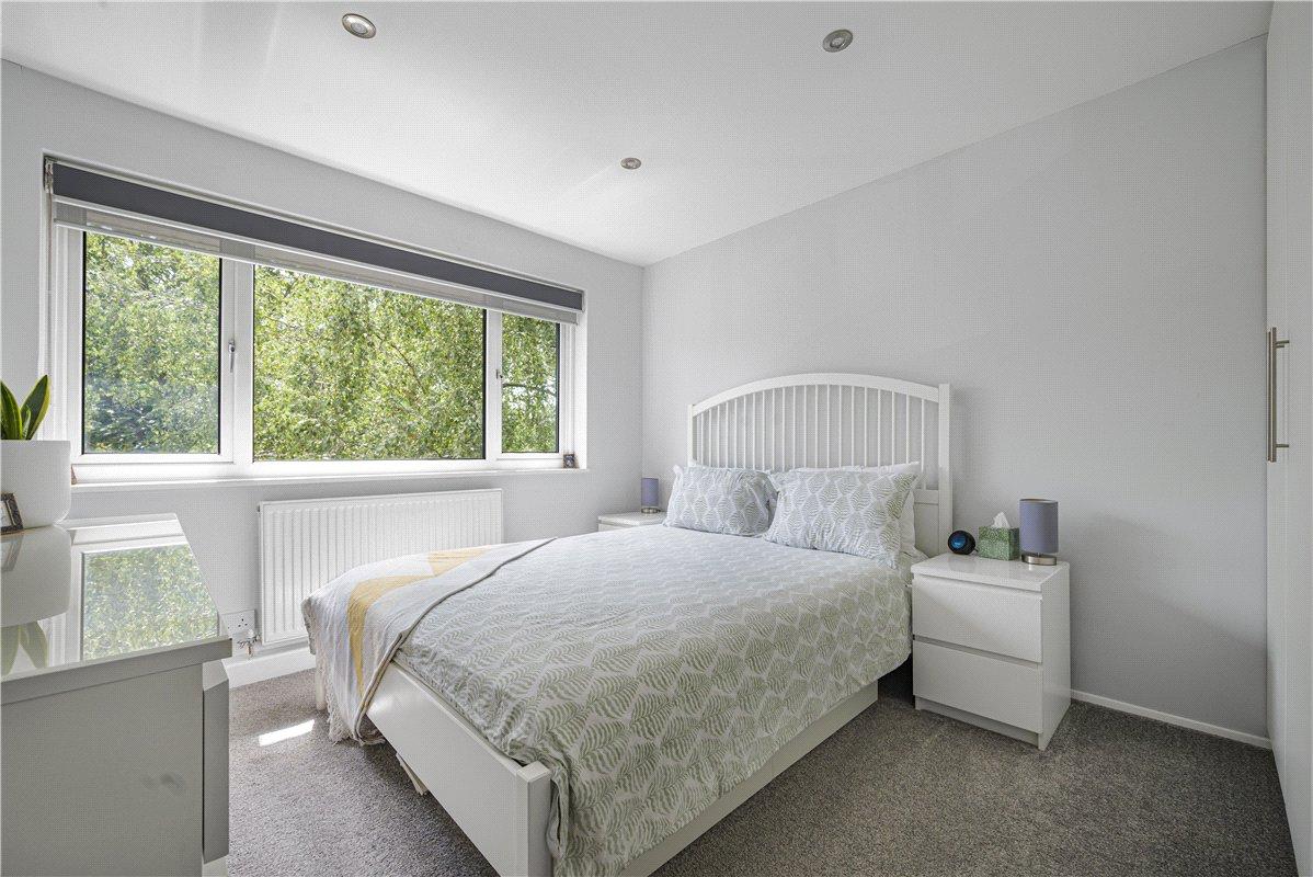 2 bedroom property for sale in Orpington | Robinson Jackson
