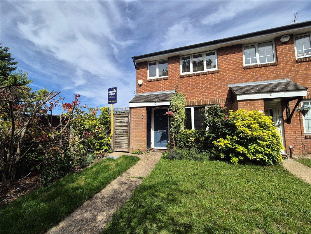 3 bedroom house for sale in Orpington | Robinson Jackson
