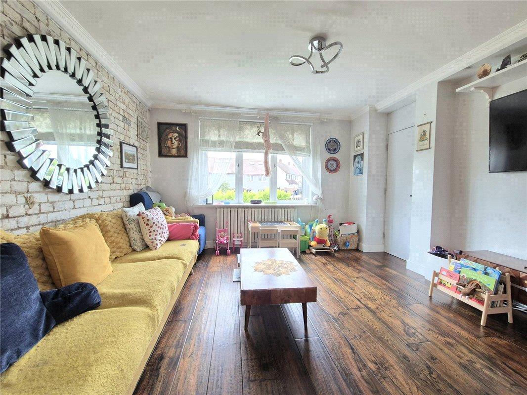 3 bedroom house for sale in St Paul's Cray | Robinson Jackson
