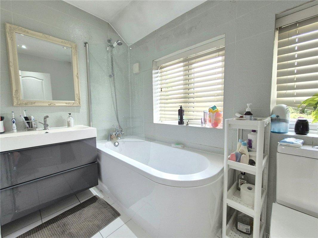 3 bedroom house for sale in St Paul's Cray | Robinson Jackson