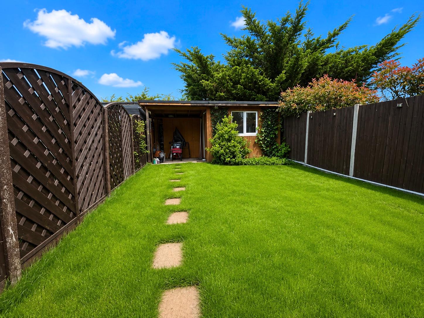 3 bedroom house for sale in St Paul's Cray | Robinson Jackson