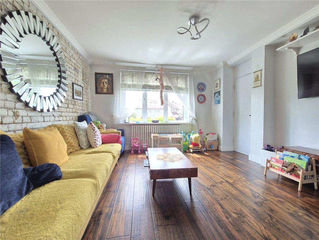 3 bedroom house for sale in St Paul's Cray | Robinson Jackson