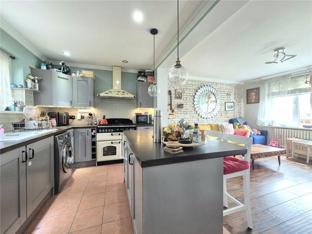3 bedroom house for sale in St Paul's Cray | Robinson Jackson