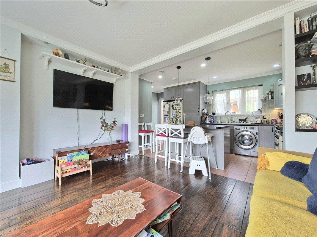3 bedroom house for sale in St Paul's Cray | Robinson Jackson