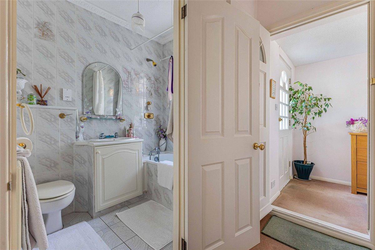 3 bedroom bungalow for sale in Orpington | Robinson Jackson