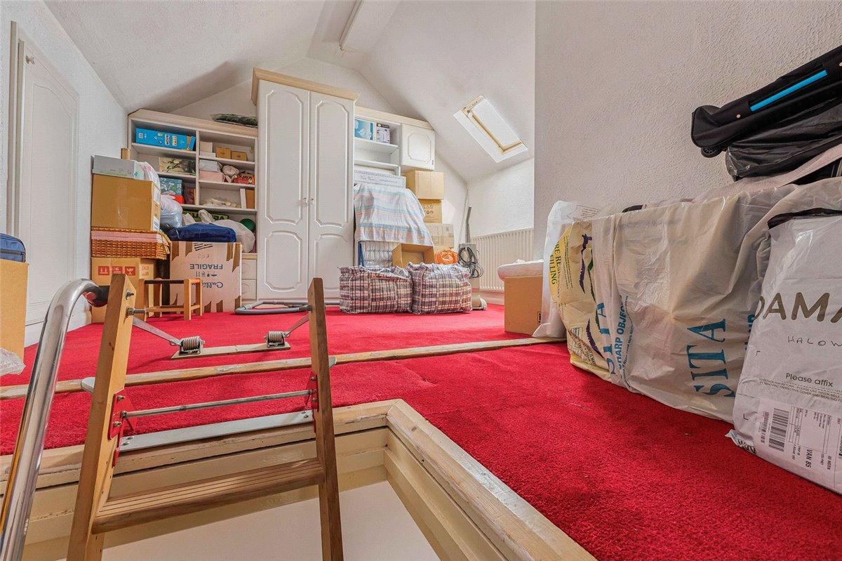 3 bedroom bungalow for sale in Orpington | Robinson Jackson