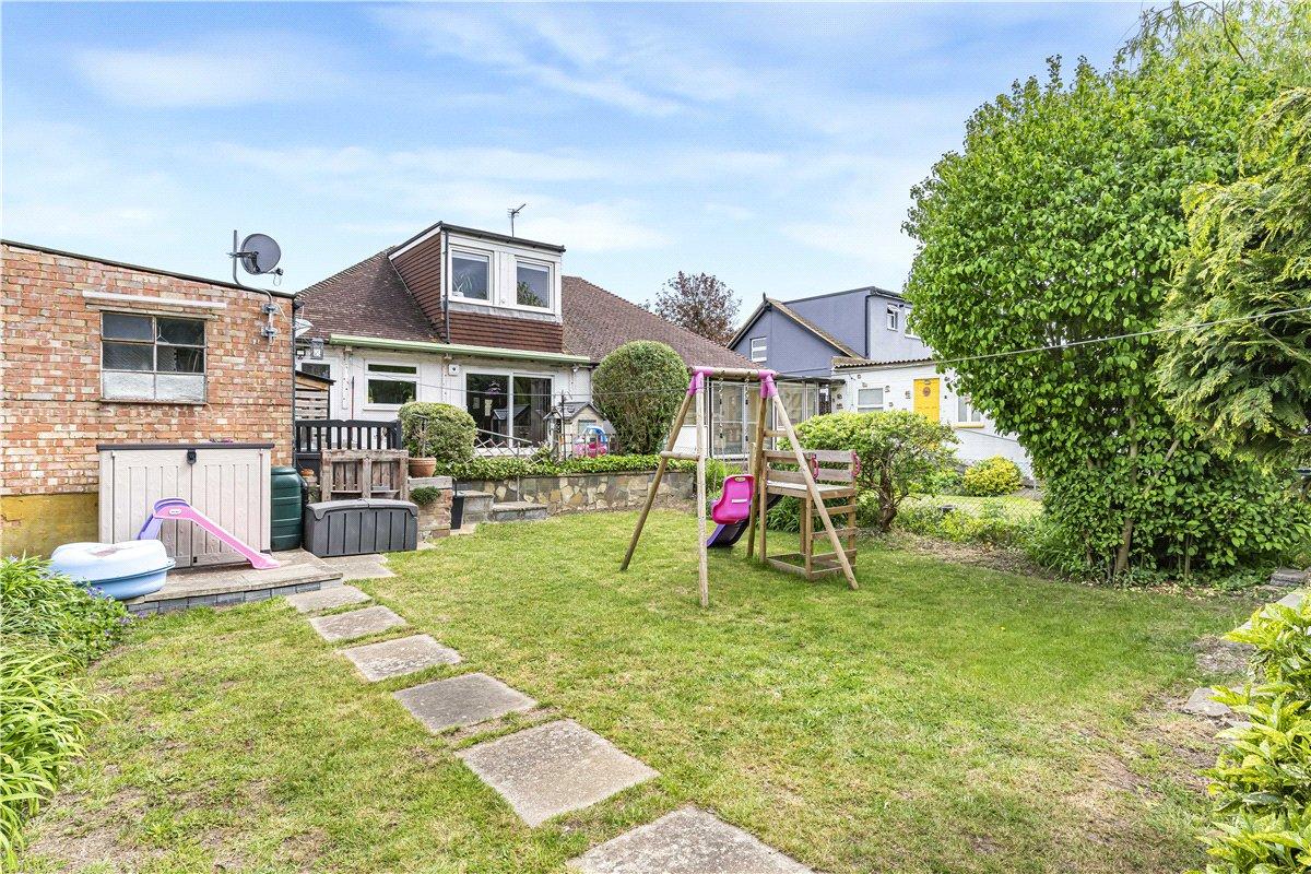 4 bedroom bungalow for sale in Orpington | Robinson Jackson