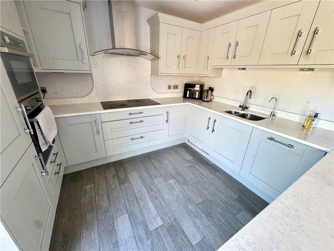 4 bedroom house for sale in Petts Wood | Robinson Jackson