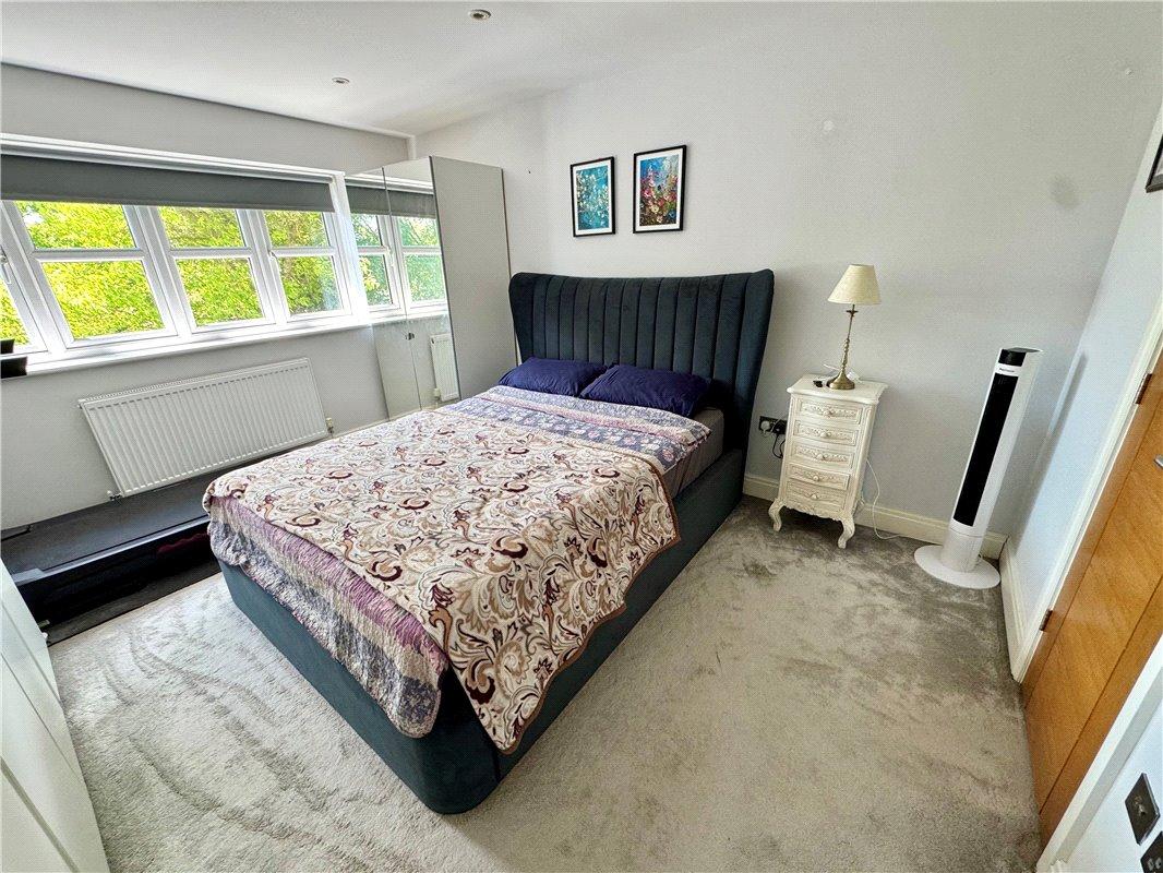 4 bedroom house for sale in Petts Wood | Robinson Jackson