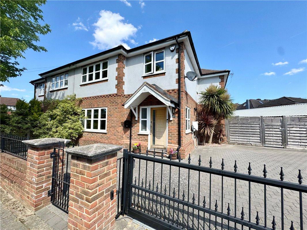 4 bedroom house for sale in Petts Wood | Robinson Jackson