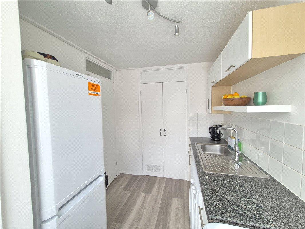 2 bedroom property for sale in Orpington | Robinson Jackson