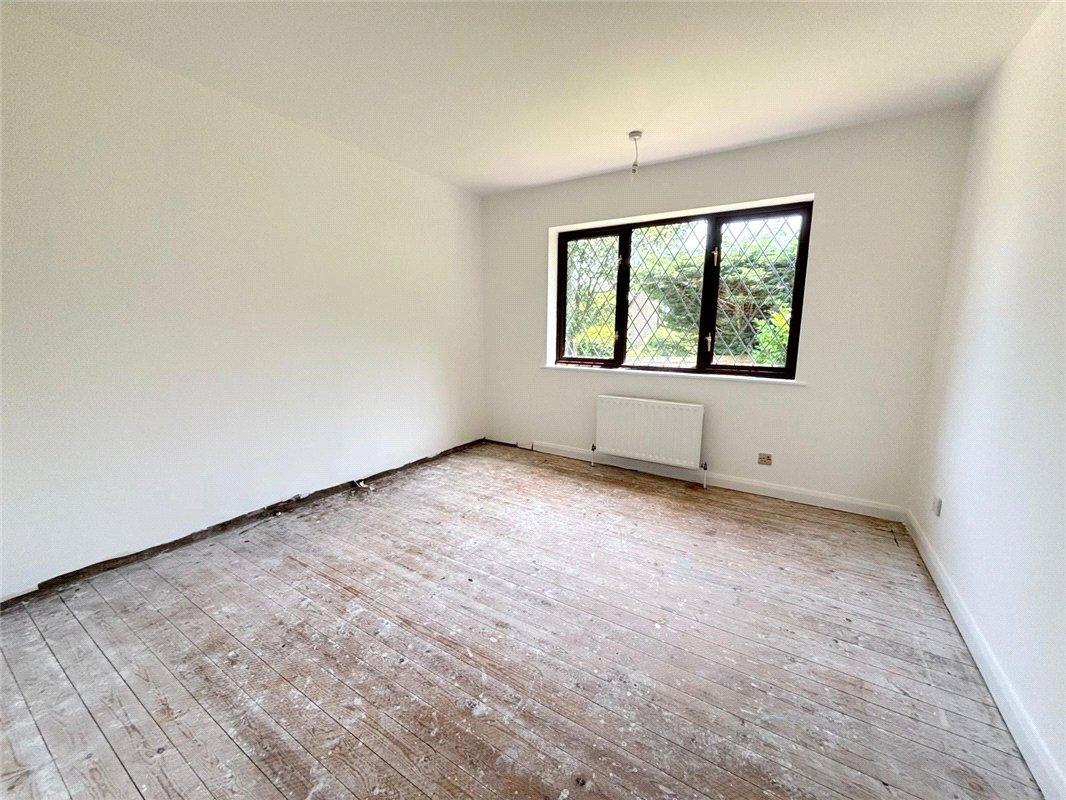 3 bedroom bungalow for sale in Orpington | Robinson Jackson