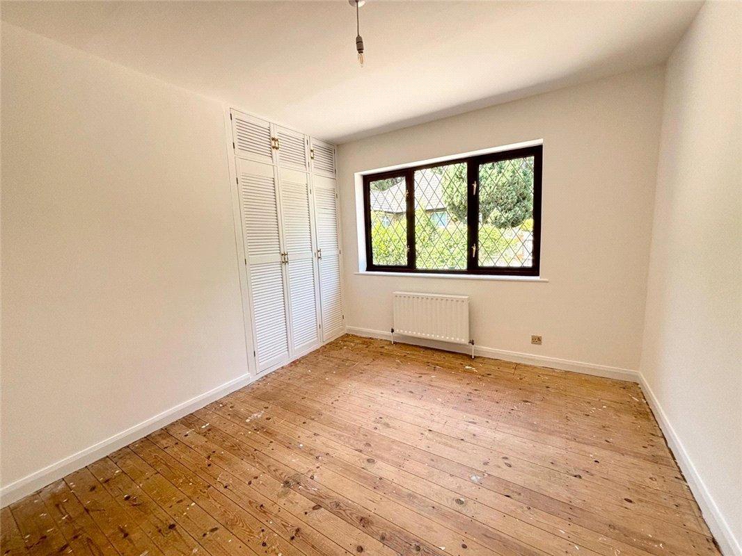 3 bedroom bungalow for sale in Orpington | Robinson Jackson