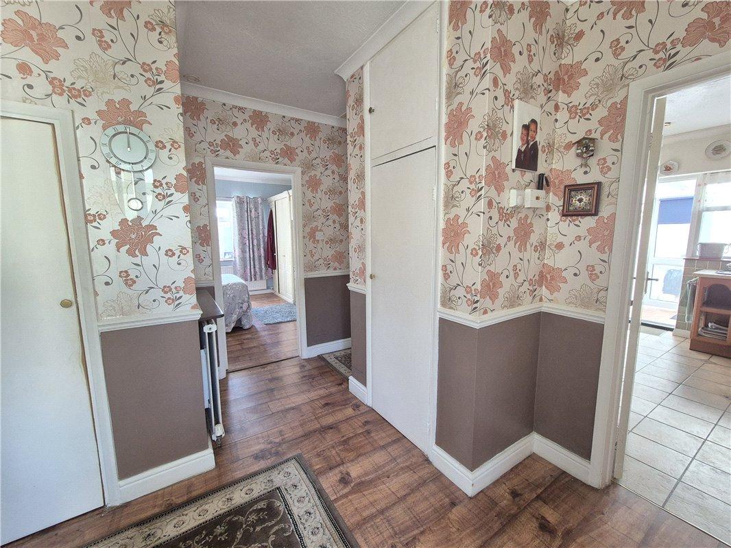 3 bedroom bungalow for sale in Bromley | Robinson Jackson