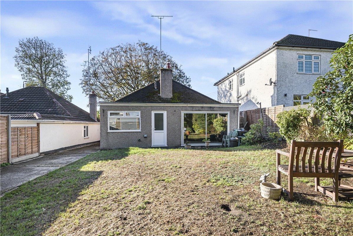 2 bedroom bungalow for sale in Orpington | Robinson Jackson