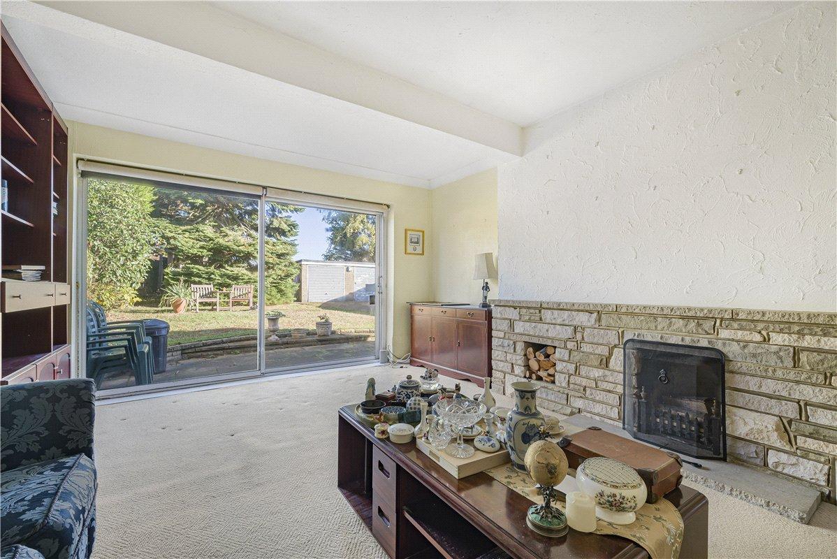 2 bedroom bungalow for sale in Orpington | Robinson Jackson