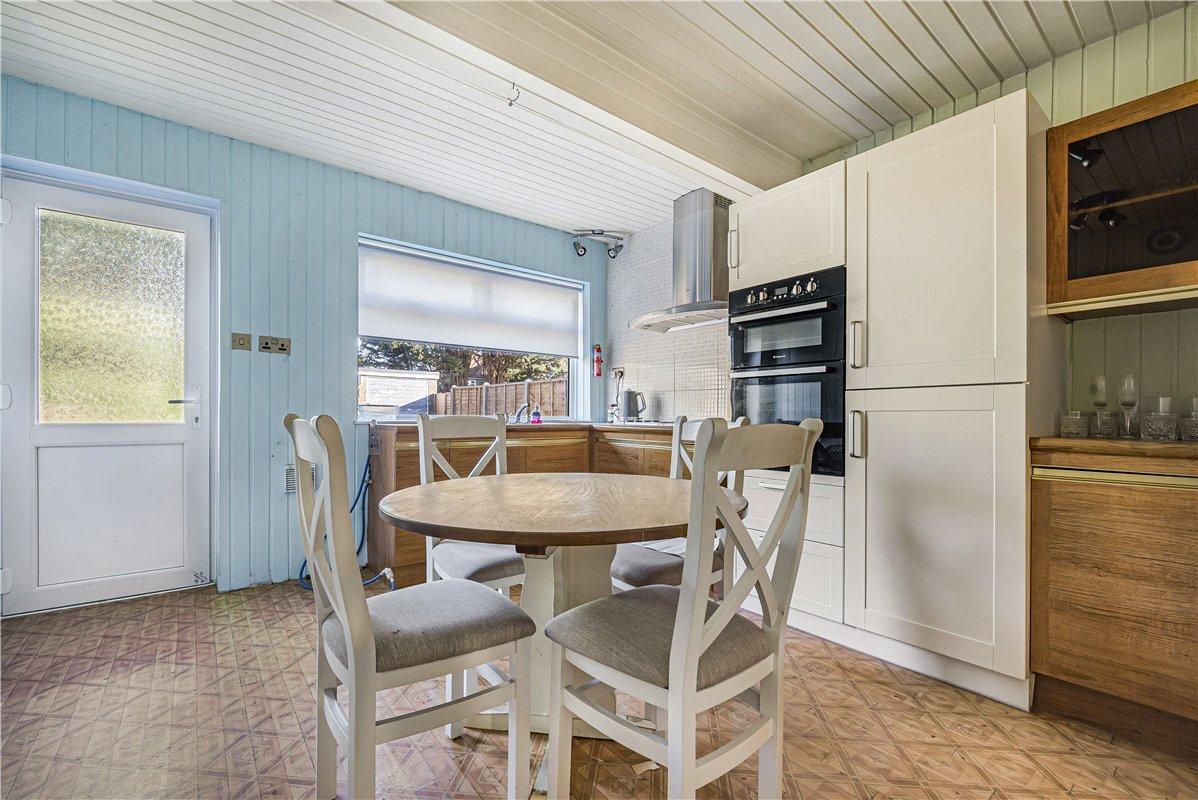 2 bedroom bungalow for sale in Orpington | Robinson Jackson