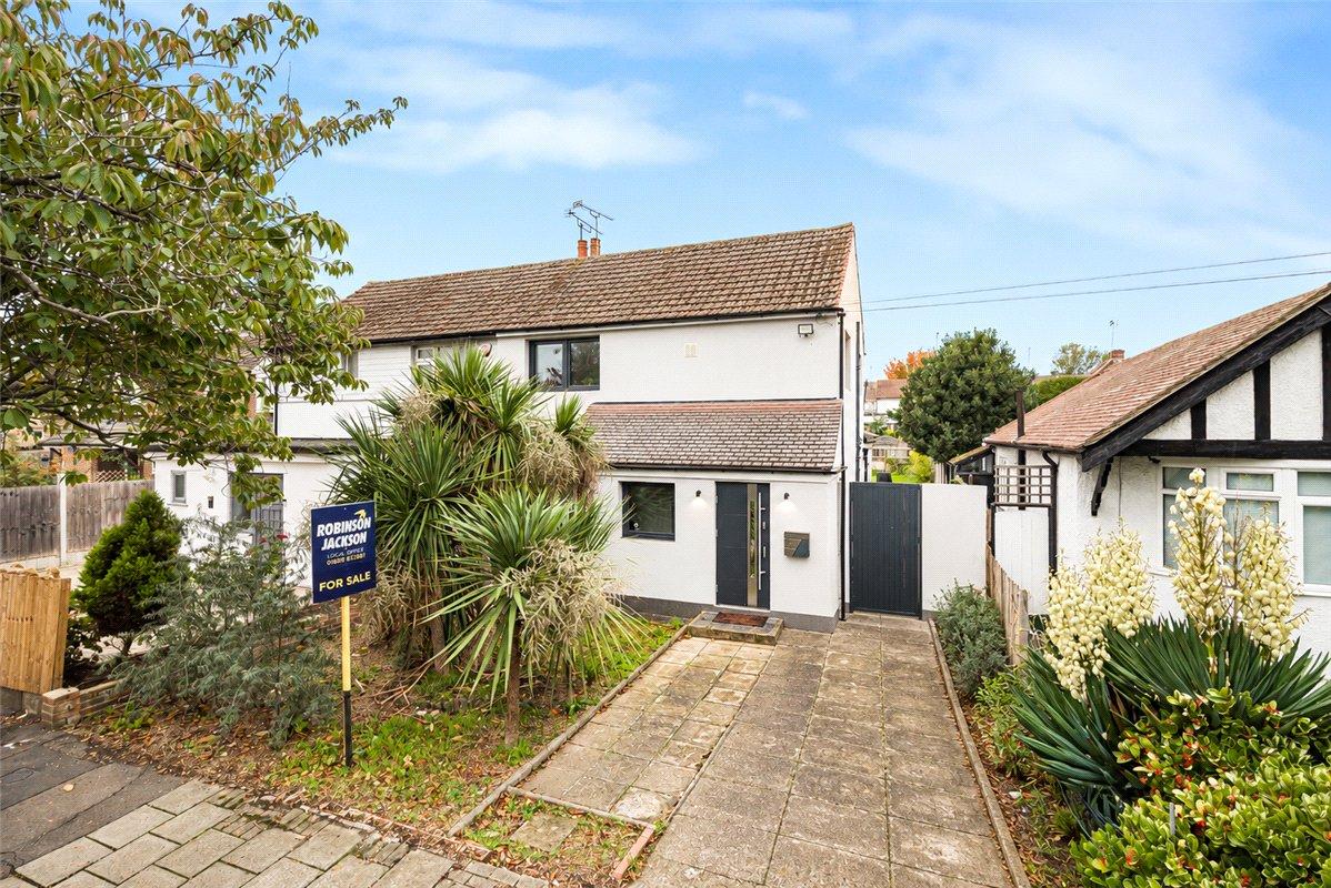 4 bedroom house for sale in Orpington | Robinson Jackson