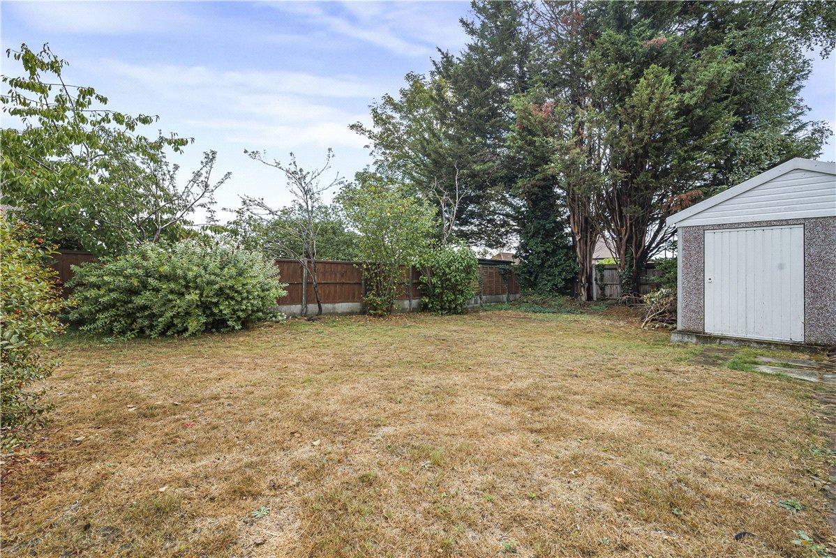 2 bedroom bungalow for sale in Orpington | Robinson Jackson