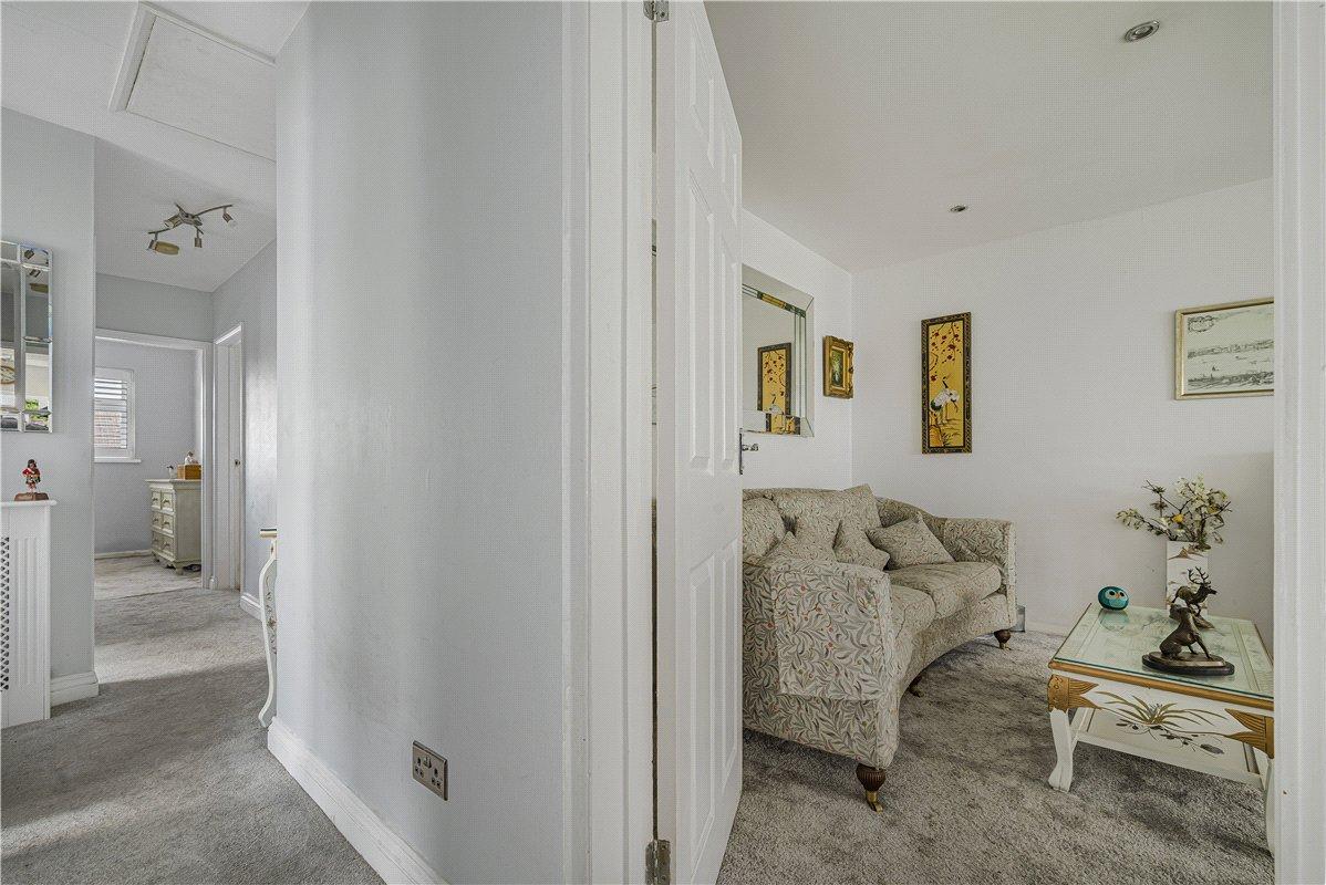 3 bedroom bungalow for sale in St Pauls Cray | Robinson Jackson