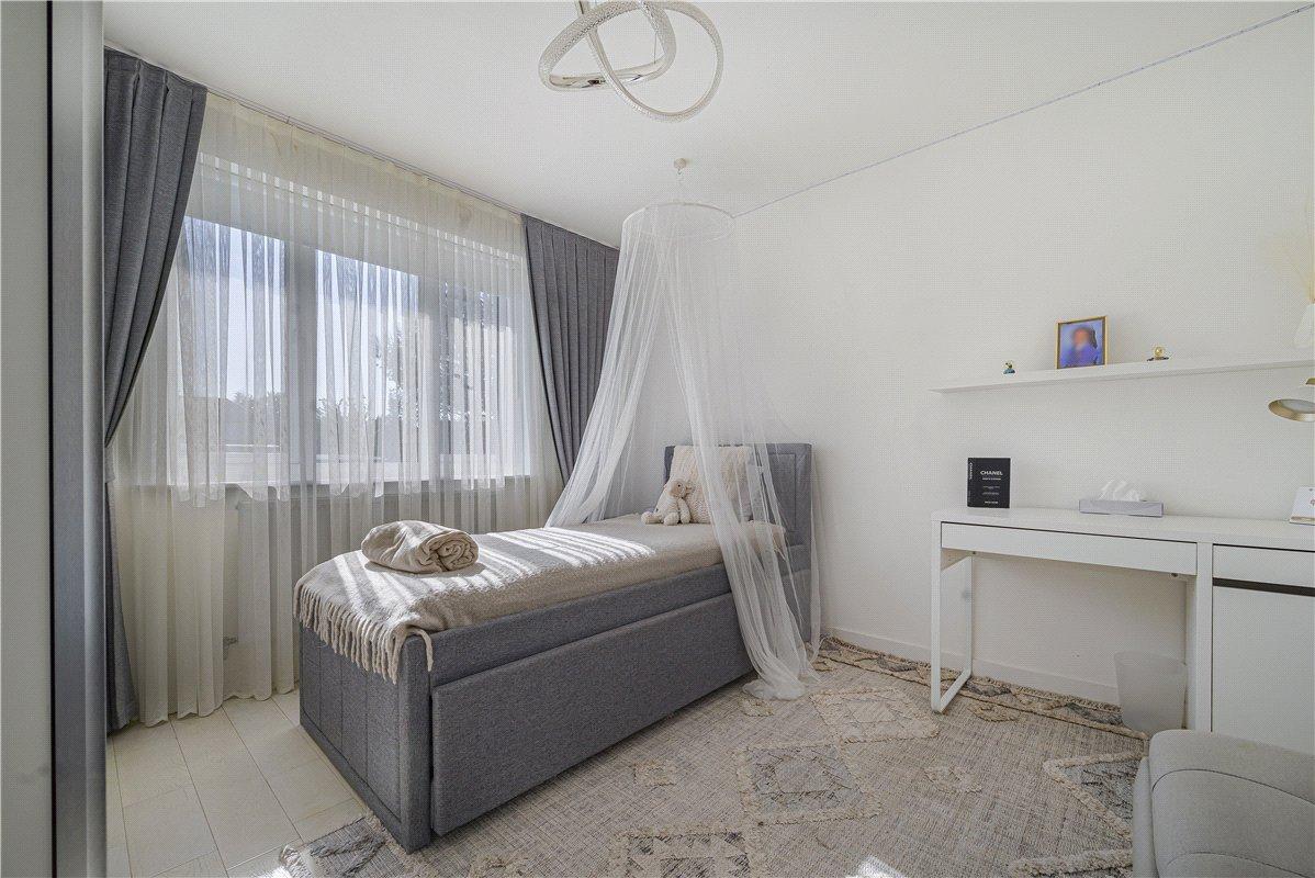 5 bedroom house for sale in Orpington | Robinson Jackson