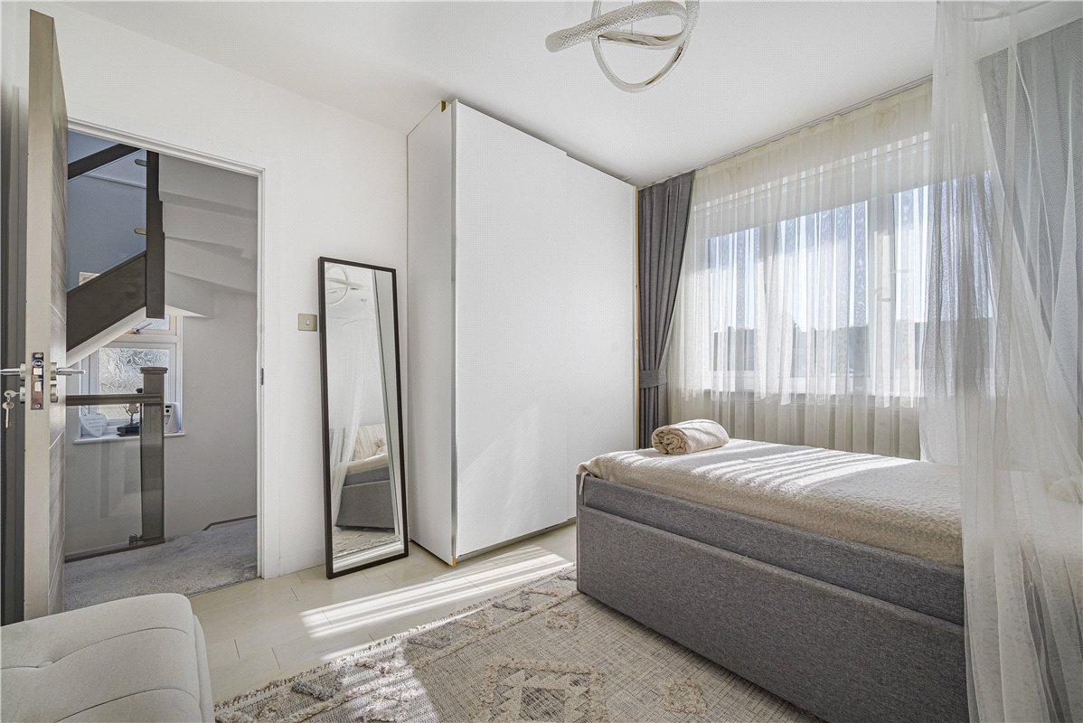 5 bedroom house for sale in Orpington | Robinson Jackson