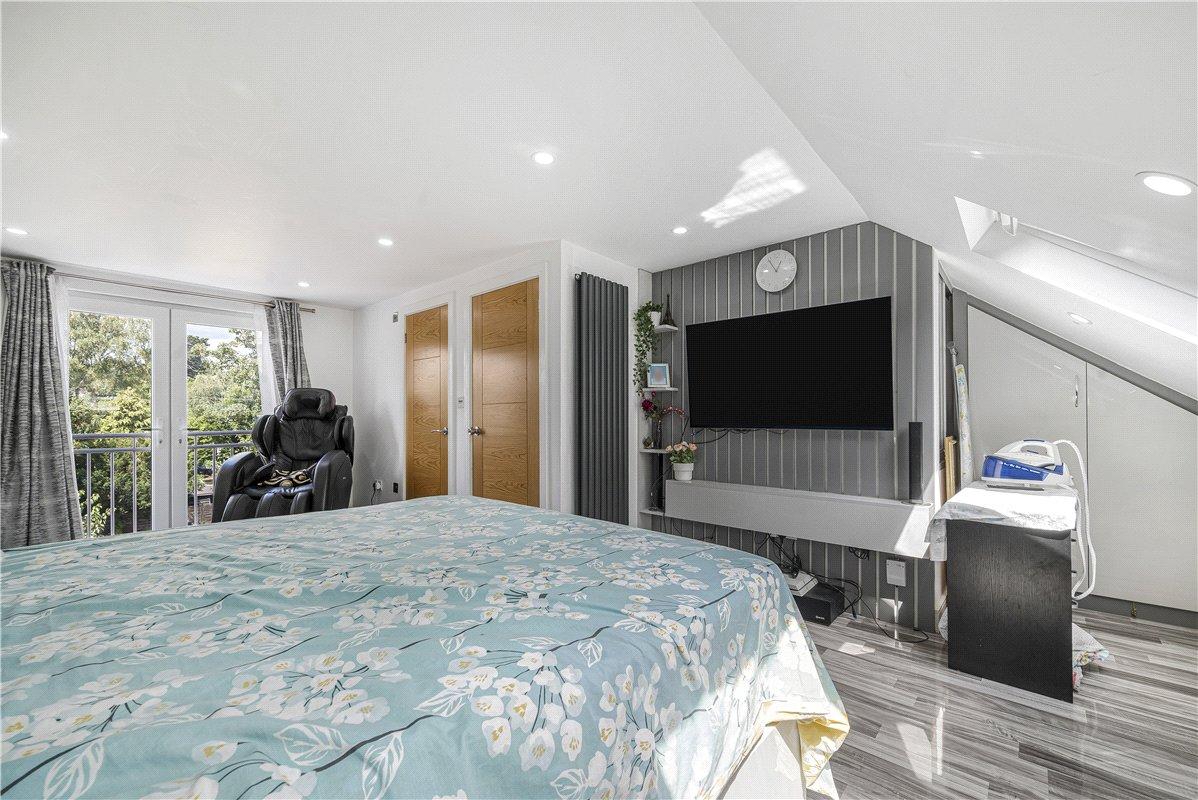 4 bedroom house for sale in Orpington | Robinson Jackson