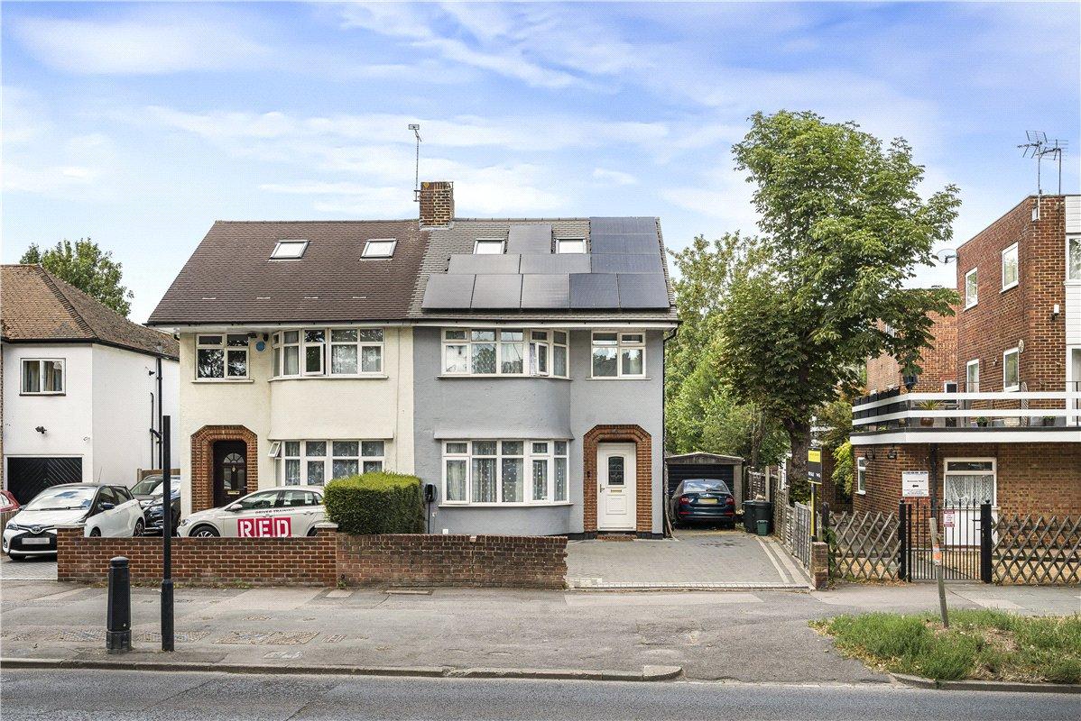 4 bedroom house for sale in Orpington | Robinson Jackson