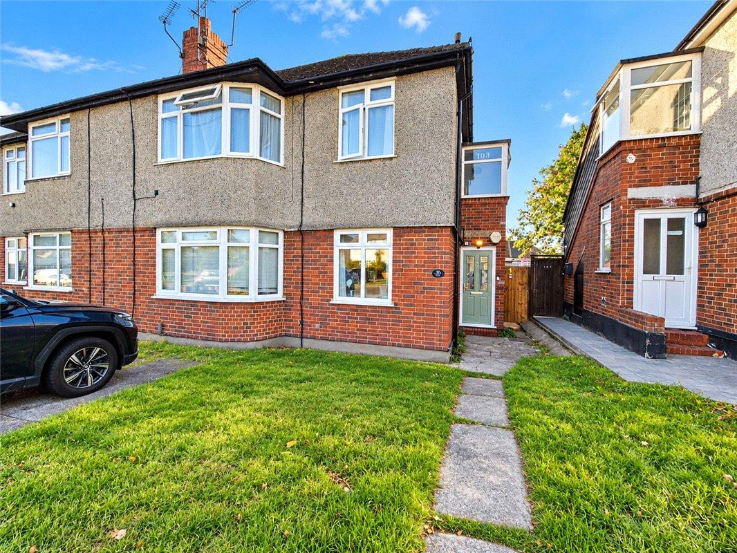 2 bedroom property for sale in Orpington | Robinson Jackson