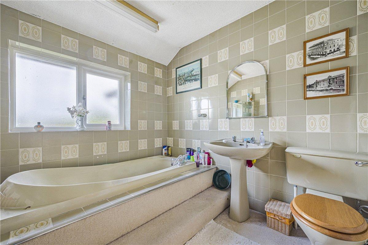 5 bedroom house for sale in Orpington | Robinson Jackson