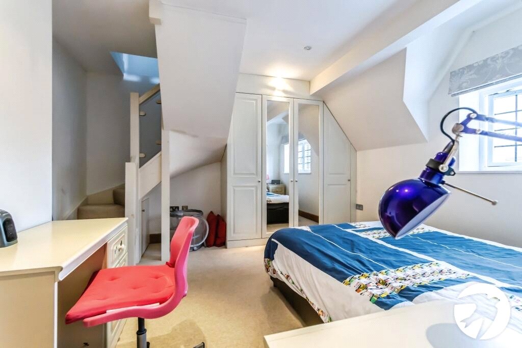 4 bedroom house to rent in Downe | Robinson Jackson
