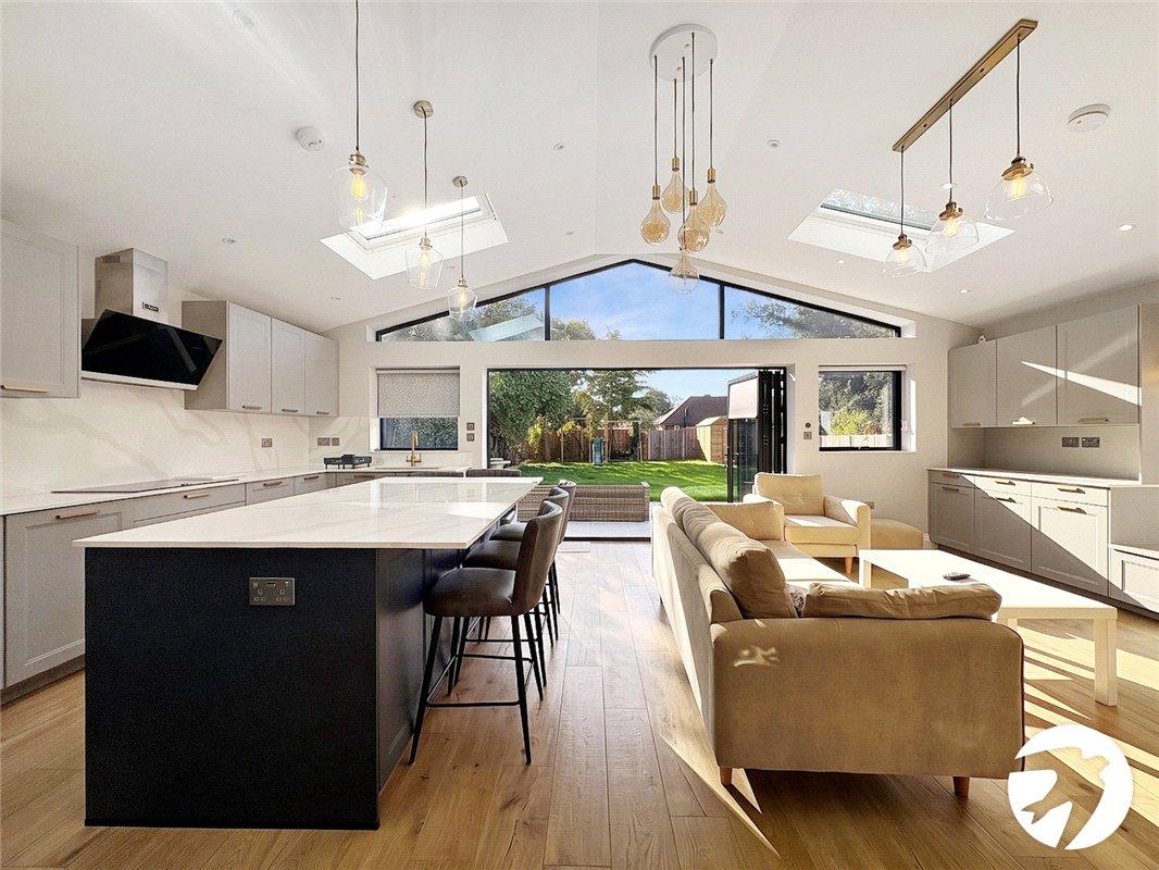 4 bedroom house to rent in Orpington | Robinson Jackson