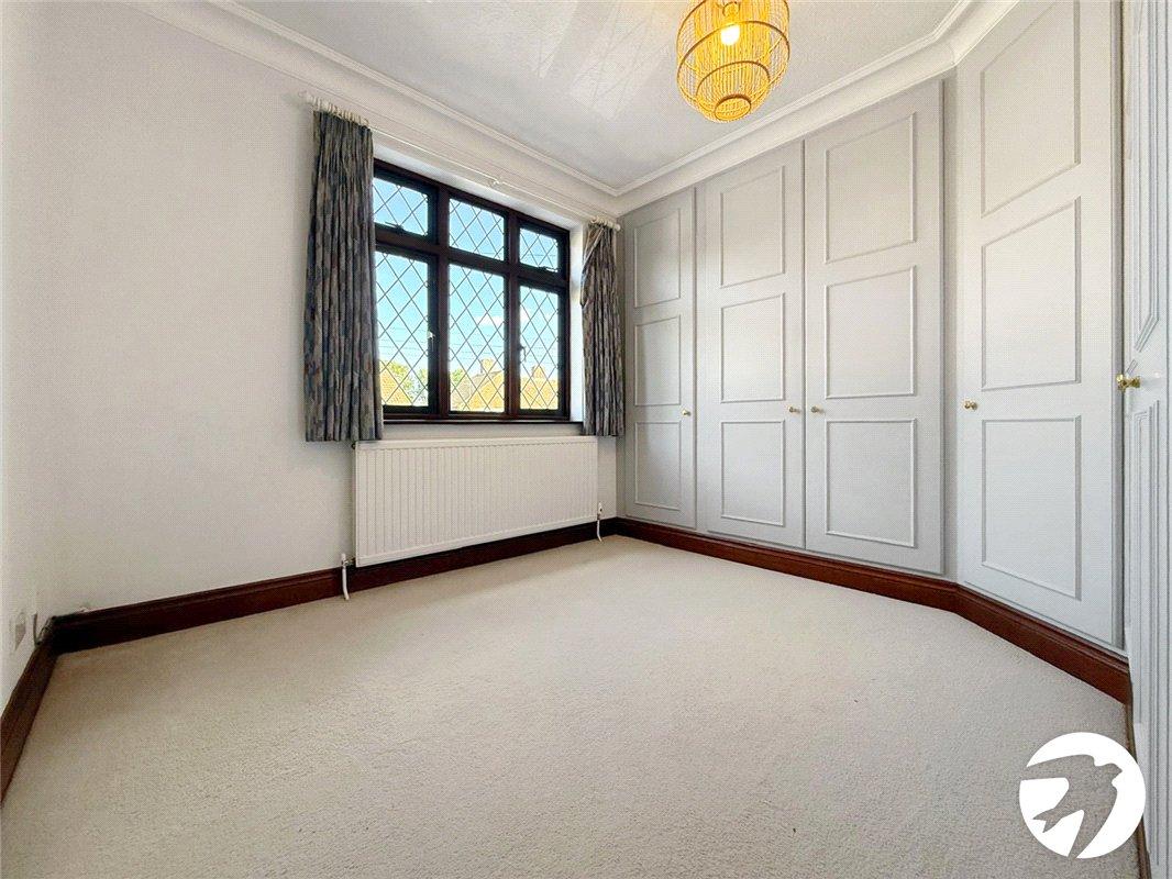 4 bedroom house to rent in Orpington | Robinson Jackson