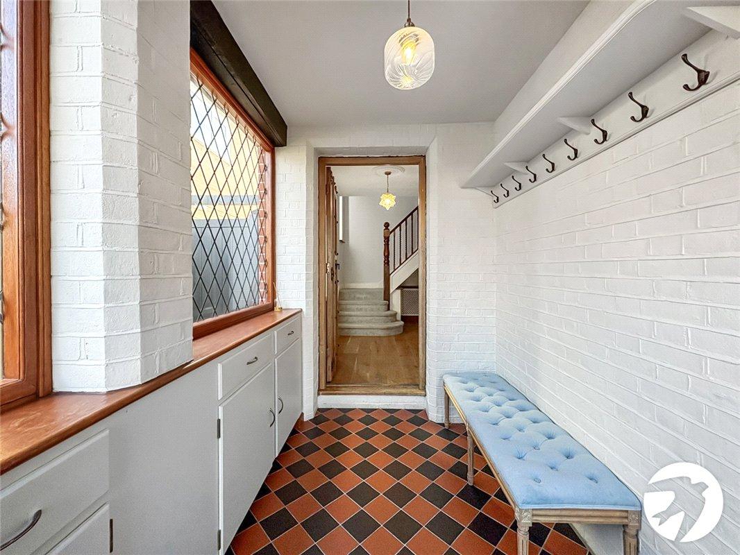 4 bedroom house to rent in Orpington | Robinson Jackson