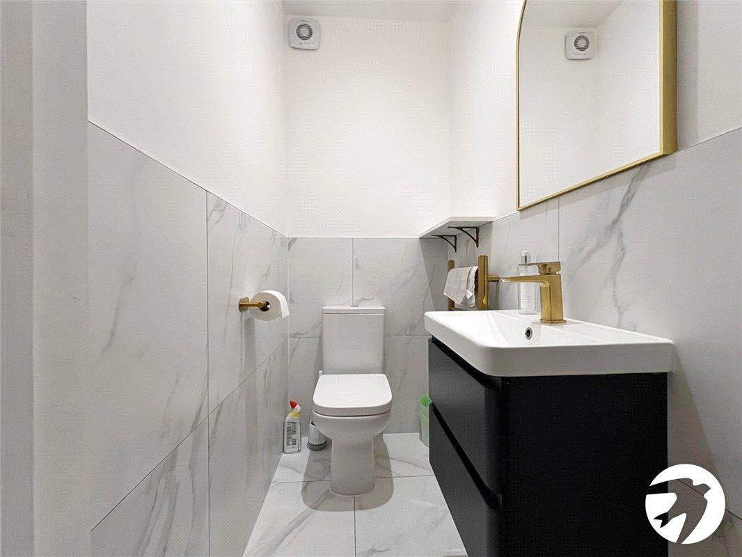 4 bedroom house to rent in Orpington | Robinson Jackson