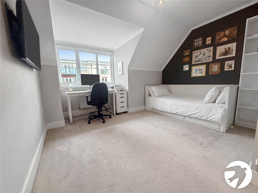 3 bedroom house to rent in Orpington | Robinson Jackson