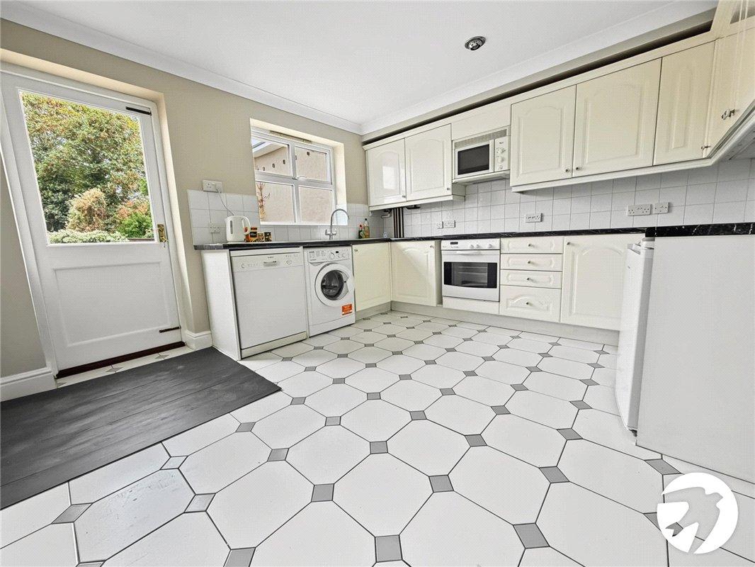 3 bedroom house to rent in Orpington | Robinson Jackson