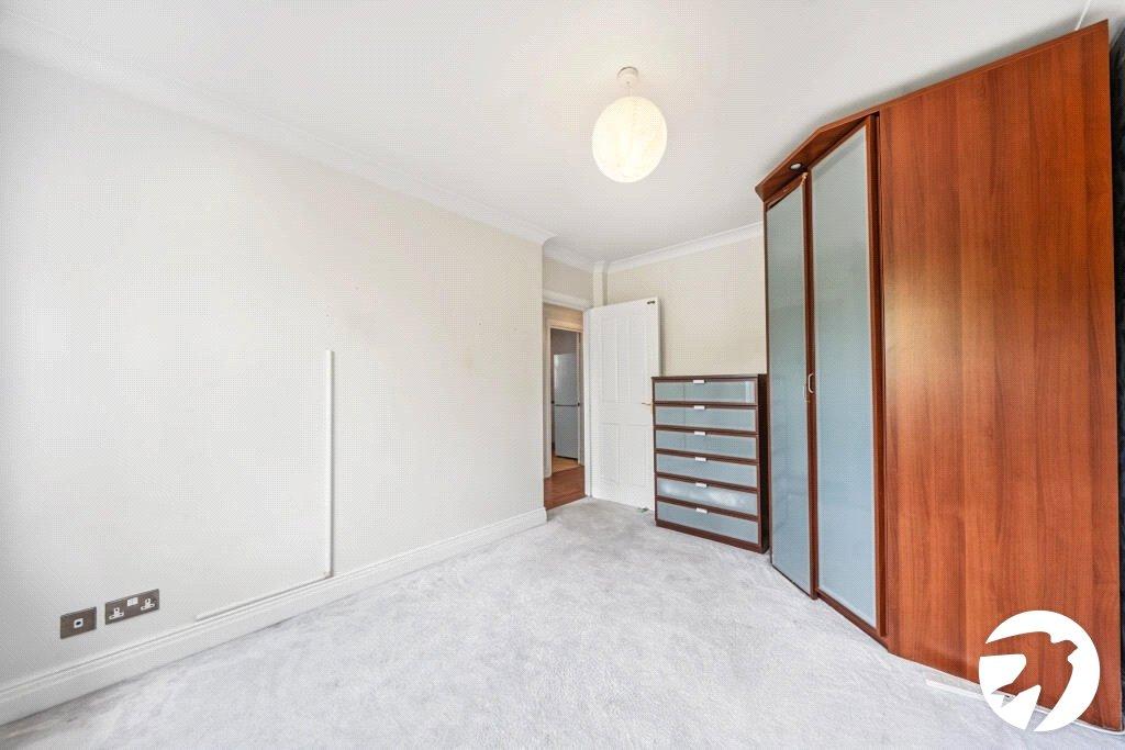 2 bedroom property to rent in Bromley | Robinson Jackson